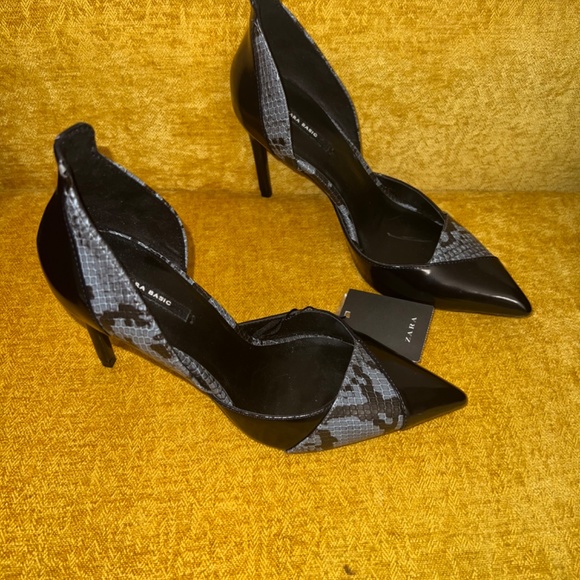 Pumps - Picture 3 of 3